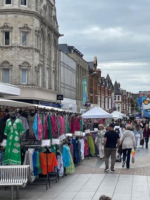 Nero View, Southend City High Street Exteriér fotografie
